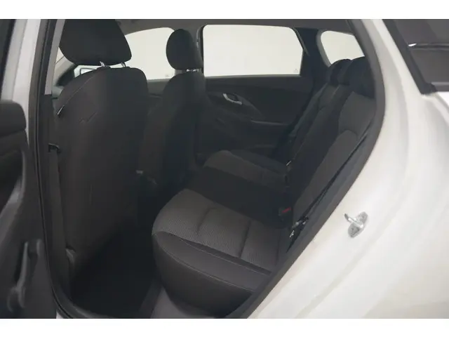 Hyundai i30 Wagon 1.4 [AC, Cruise, Led] 2017 Benzine 9