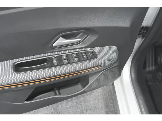Dacia Sandero Stepway TCe 90 Expression 2023 Benzine 33