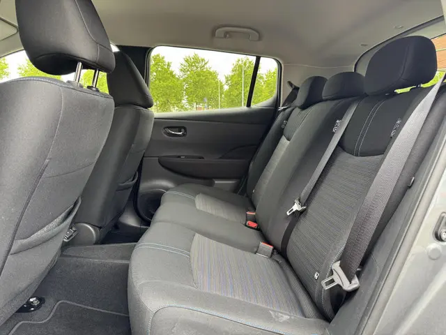 Nissan Leaf N-Connecta 40 kWh 2022 Elektrisch 12