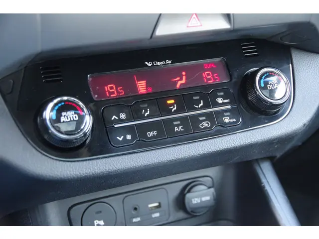 Kia Sportage 1.6 GDI DynamicPlusLine 2015 Benzine 11