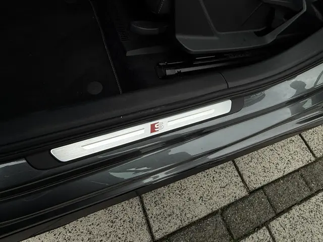 Audi A3 Limousine 30 TFSI S edition 2022 Benzine 8