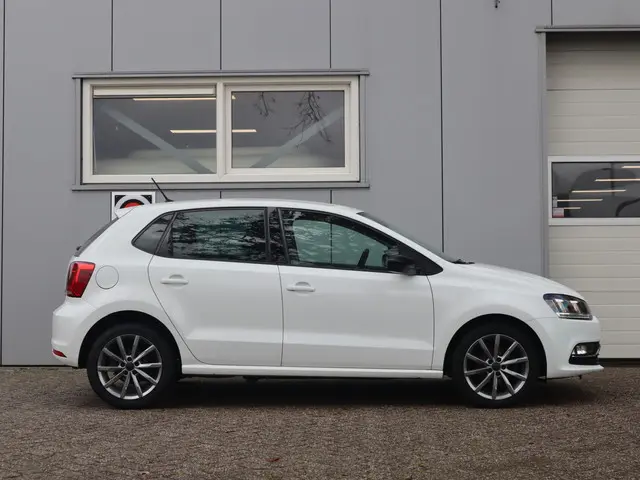 Volkswagen Polo 1.2 TSI First Edition 2014 Benzine 4