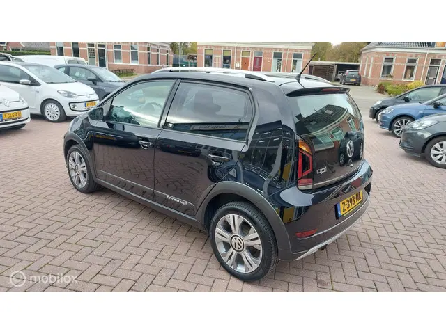 Volkswagen up! 1.0 TSI BMT cross up! 2018 Benzine 5
