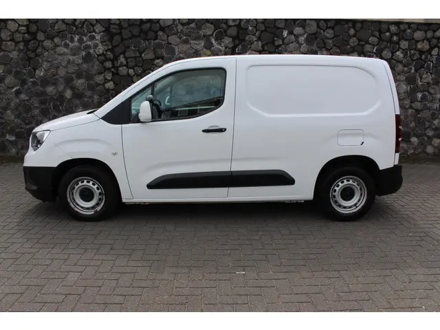 Opel Combo 1.5D 102PK euro6 L1H1 Edition 2020 Diesel 27