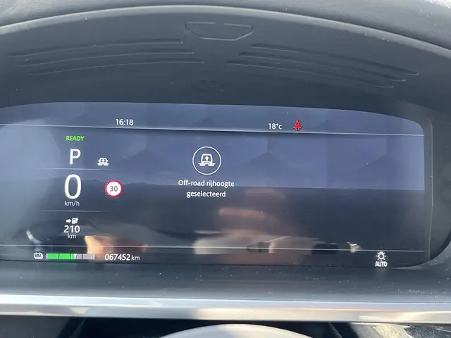 Jaguar I-PACE EV320 SE 90 kWh 2020 Elektrisch 28