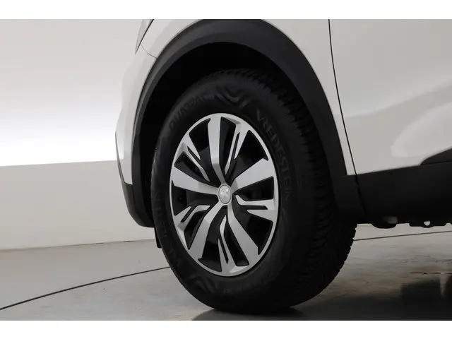 Peugeot 2008 1.2 PureTech Active 2021 Benzine 38