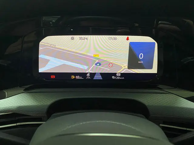 Volkswagen Golf 1.5 eTSI Active 2023 Benzine 15