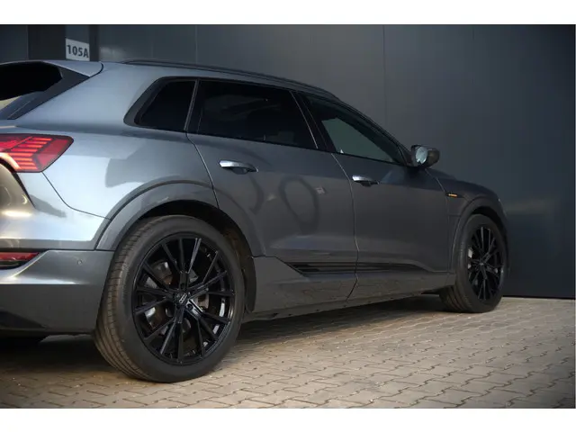 Audi e-tron 50 quattro S edition 71 kWh 2020 Elektrisch 21