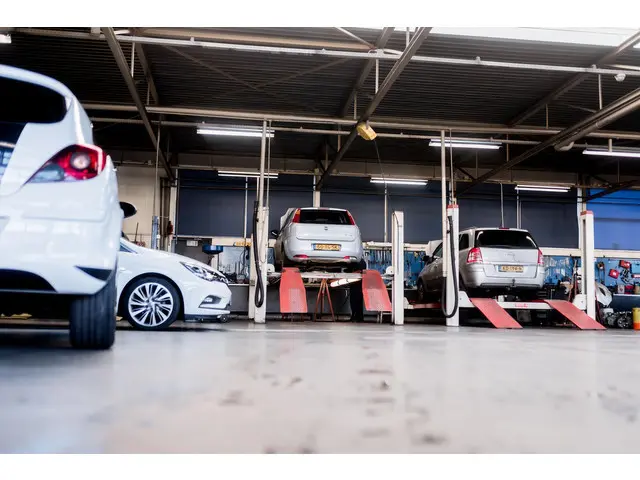 Opel KARL 1.0 ecoFLEX 120 Jaar Edition 2019 Benzine 21