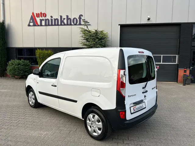 Renault Kangoo Z.E. (ex. accu) 2020 Benzine 18
