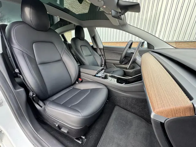 Tesla Model 3 Standard RWD Plus 89% SoH 2020 Elektrisch 23