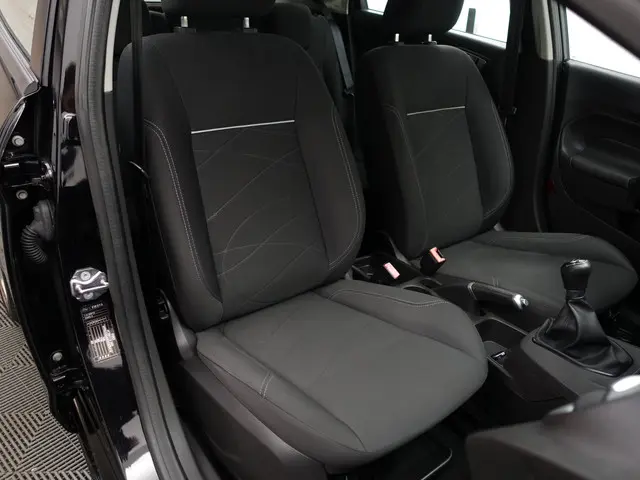 Ford Fiesta 1.0 Style Ultimate- 2016 Benzine 3