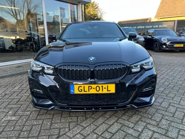 BMW 3 Serie 330e High Executive 2020 Hybride Benzine 3