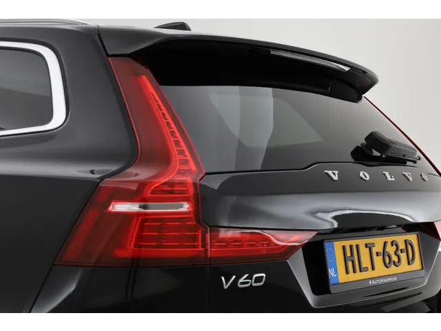 Volvo V60 T6 Recharge Plus Bright 2024 Hybride Benzine 29