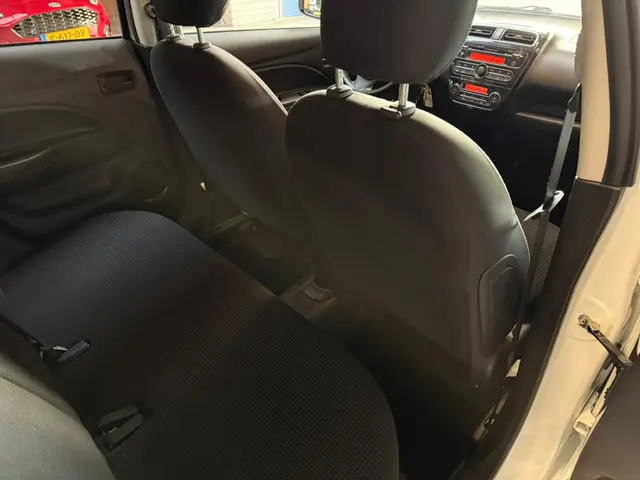 Mitsubishi Space Star 1.0 Bright Airco 2015 Benzine 21