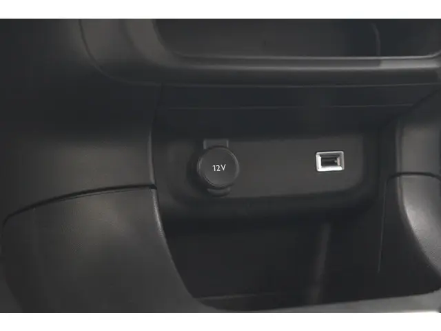 Citroën C3 PureTech 110 Feel 2023 Benzine 39
