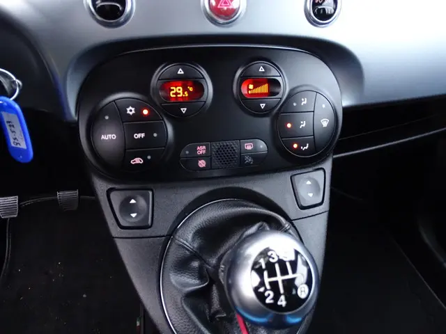 Fiat 500 0.9 TwinAir Turbo 500S 2015 Benzine 23