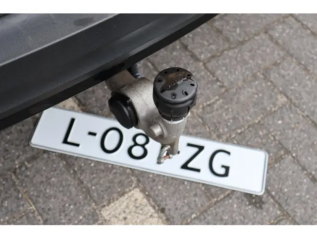 Volvo XC40 T5 Recharge R-Design 2021 Hybride Benzine 33