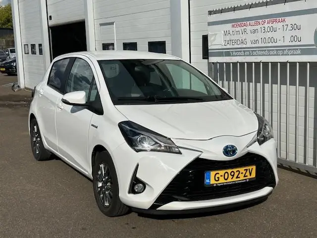 Toyota Yaris 1.5 Hybrid Dynamic 2019 Hybride Benzine 11