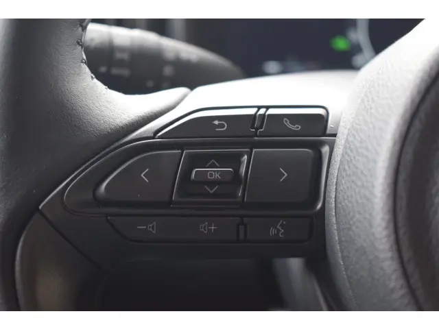 Mazda 2 Hybrid 1.5 Homura Plus 2025 Hybride Benzine 21