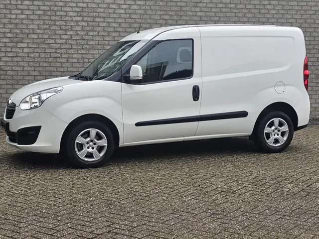 Opel Combo 2