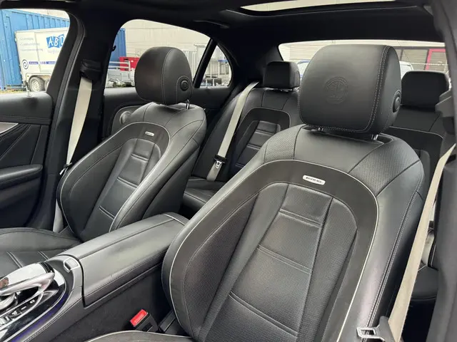 Mercedes-Benz E-Klasse AMG 63 S 4MATIC+ 2019 Benzine 12