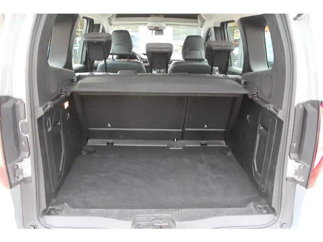 Renault Kangoo 1.3 TCe Techno 2023 Benzine 23