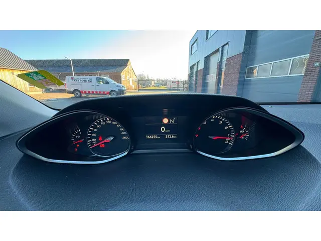 Peugeot 308 SW 1.2 PureTech GT-line 2018 Benzine 23