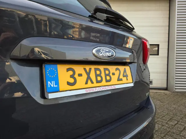 Ford C-MAX 1.0 Edition |Nieuwe distributie| 2014 Benzine 12