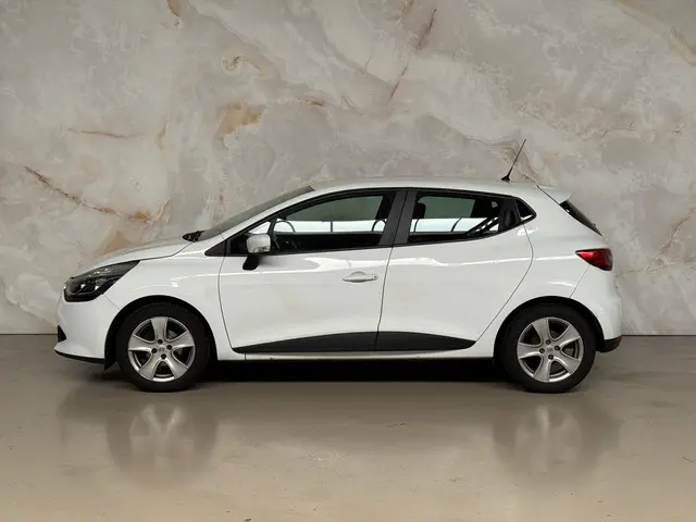 Renault Clio 0.9 TCe Eco2 Expression 2016 Benzine 4
