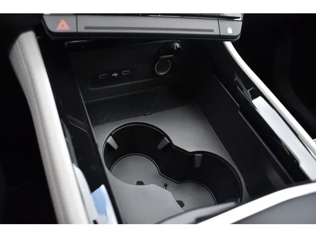 Renault Espace Iconic 2025 Hybride Benzine 33