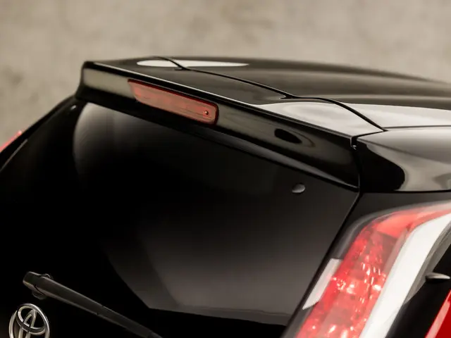 Toyota Aygo 1.0 VVT-i x-cite Sport 2017 Benzine 25