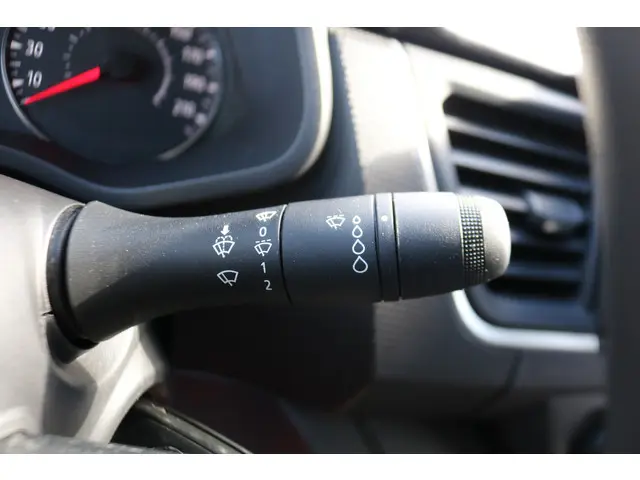 Renault Trafic 2.0 dCi 110pk Airco 2023 Diesel 25