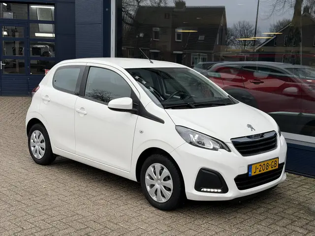 Peugeot 108 3