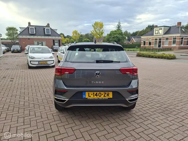 Volkswagen T-Roc 1.0 TSI Style Business 2021 Benzine 4