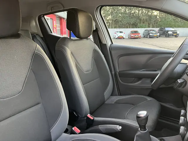 Renault Clio 0.9 TCe Zen Inclusief Beurt 2017 Benzine 8