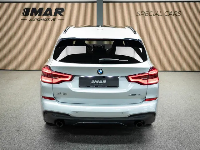 BMW X3 xDrive30e High Executive 2021 Hybride Benzine 13