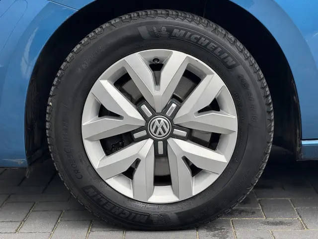 Volkswagen Touran 1.4 TSI DSG Highline 2016 Benzine 5