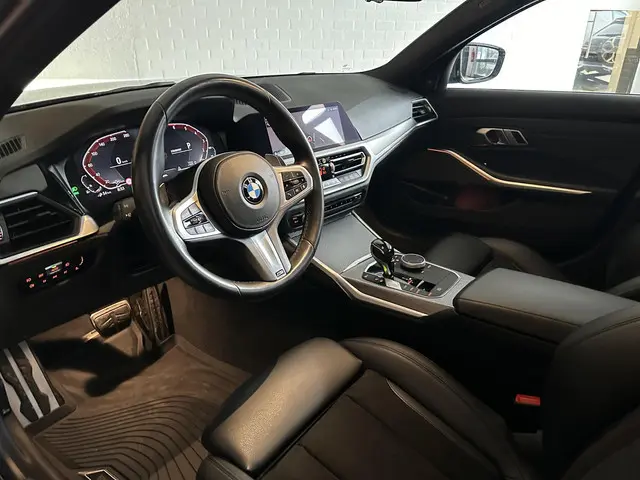 BMW 3 Serie 330e M Sport 2019 Hybride Benzine 22