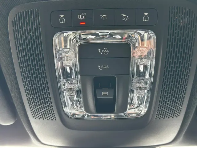 Mercedes-Benz CLA 250 4MATIC Premium Plus 2022 Benzine 31