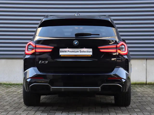 BMW iX3 Executive 2023 Elektrisch 4