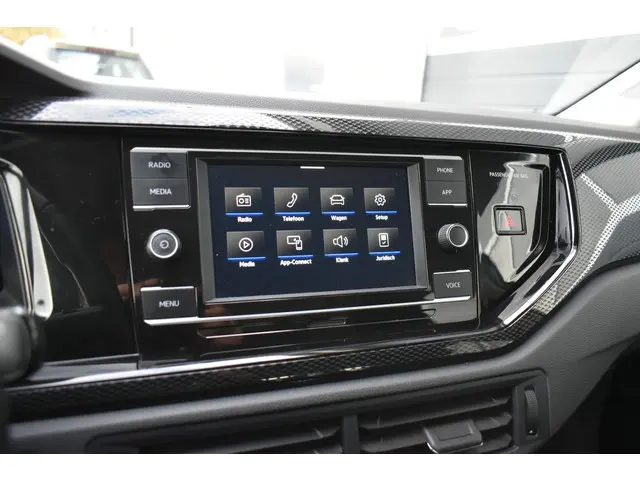 Volkswagen Polo 1.0 TSI Life 2022 Benzine 16