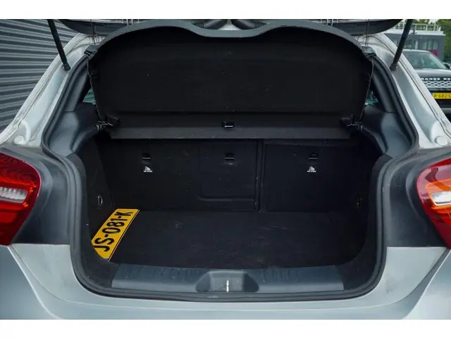 Mercedes-Benz A-Klasse 180 Ambition 2016 Benzine 9