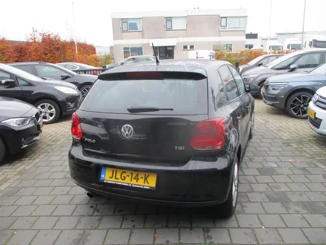 Volkswagen Polo 1.2 TSI Highline 2013 Benzine 2