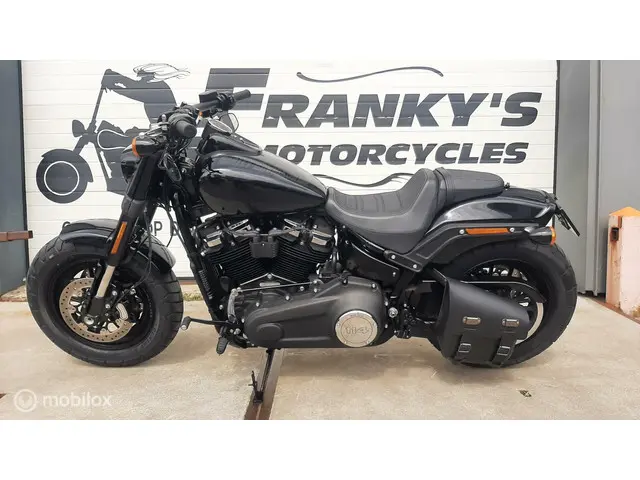Harley-Davidson FXFBS 114 Softail Fat Bob 2021 Benzine 8