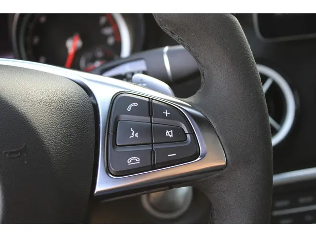 Mercedes-Benz CLA 180 AMG 2018 Benzine 28