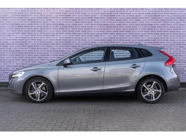 Volvo V40 2