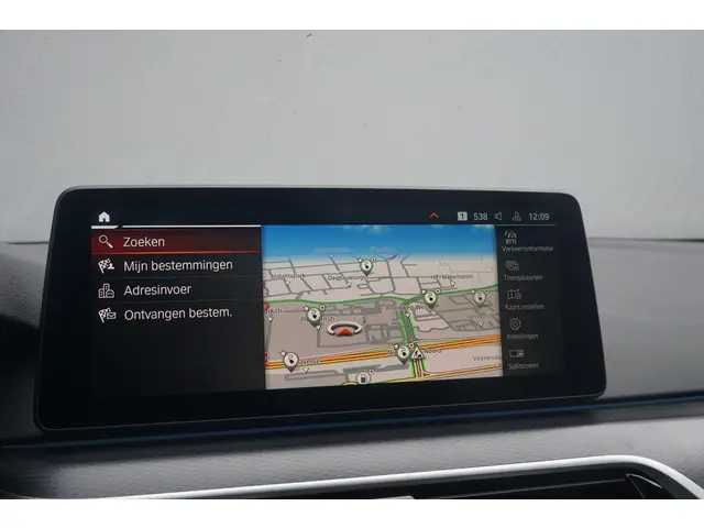 BMW 5 Serie Touring 530e 2024 Hybride Benzine 28