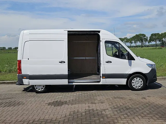 Mercedes-Benz Sprinter 314 2021 Diesel 13