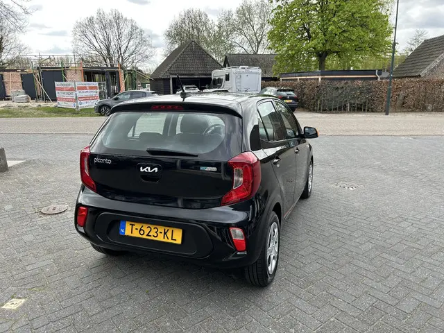 Kia Picanto 1.0 DPi ComfortLine 2023 Benzine 6